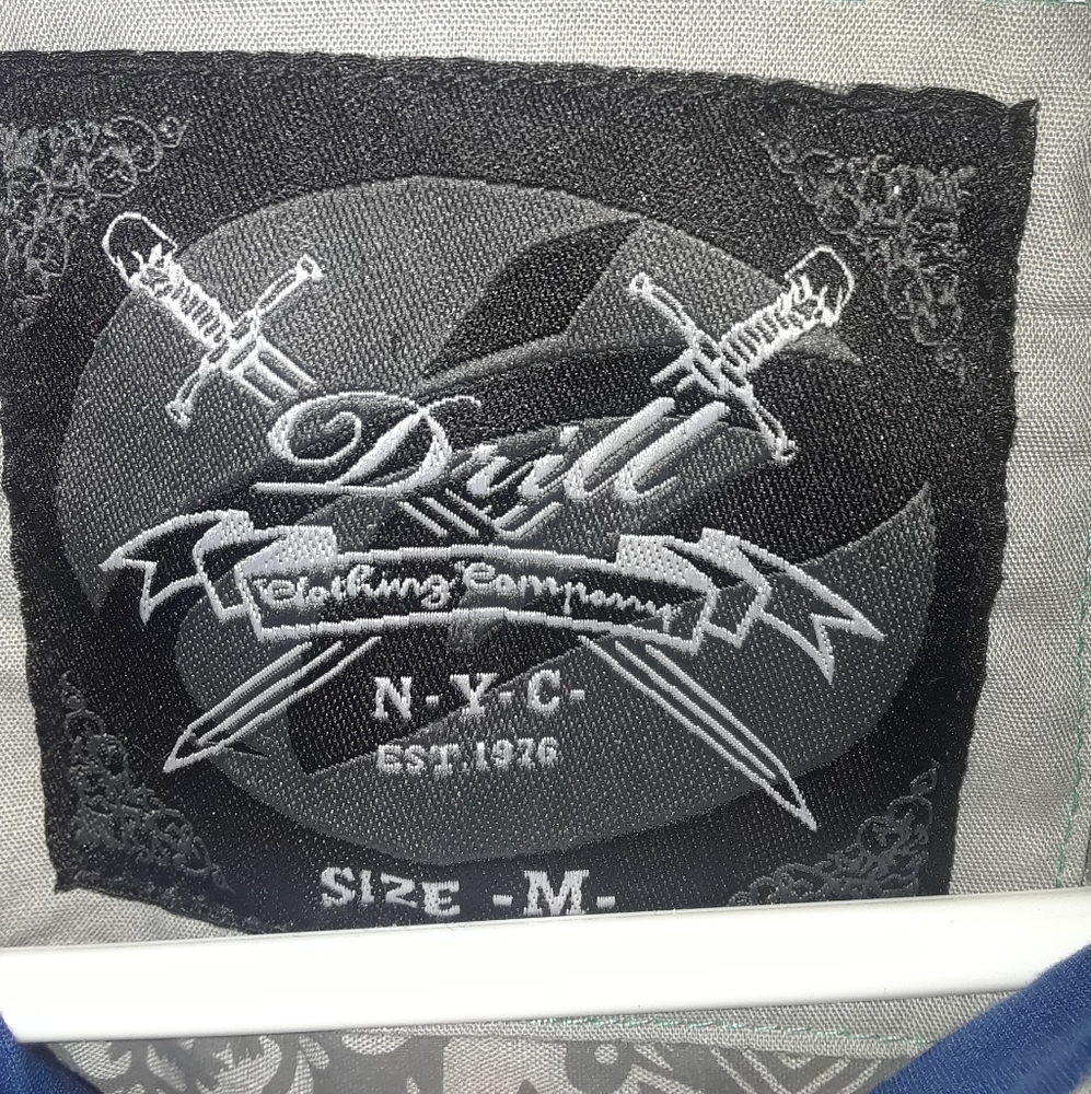 Button up - Picture 4 of 6